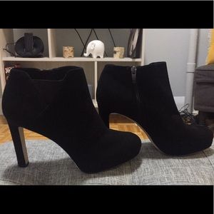 Via Spiga suede black fall booties- size 9